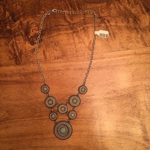 Necklace NWT